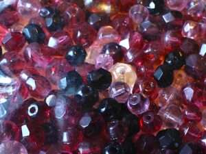 Glass Bead Faceted Mix Red-Crystal 50g